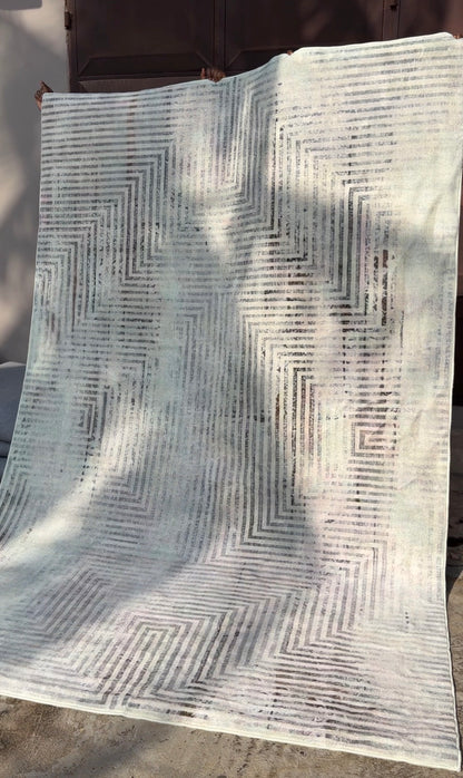 HIGH END CASHMERE RUG