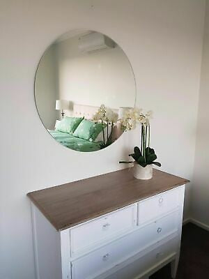 Round shaped acrylic mirror